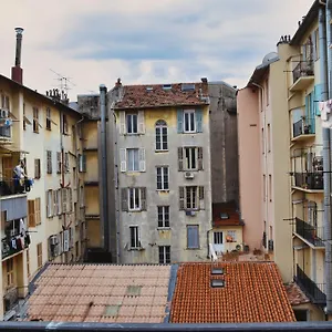https://bel-appartement-au-coeur-de.fr-provencehotel.com