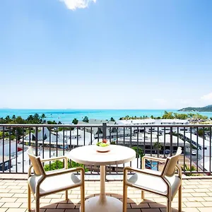 https://ocean-views-10.queenslandhotels.net