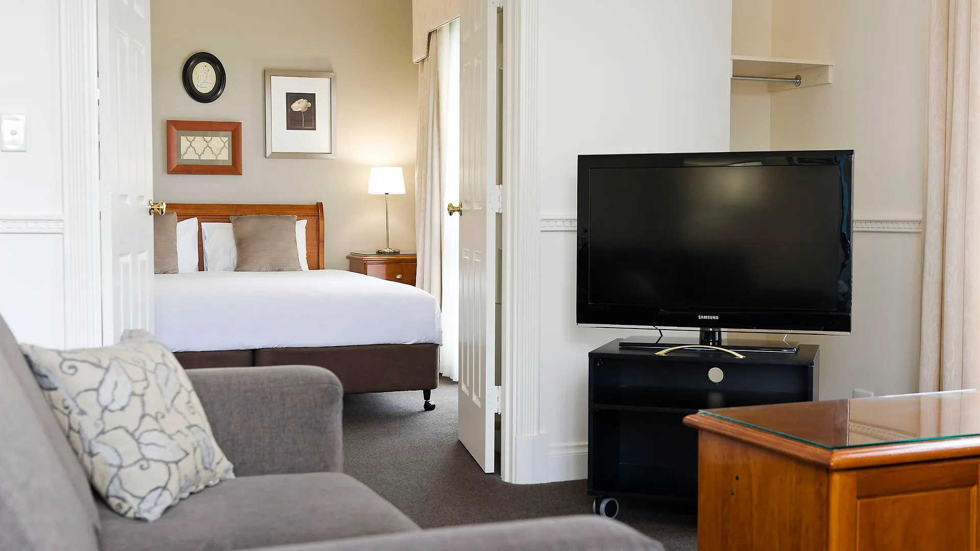 Aparthotel Majestic Old Lion Apartments North Adelaide
