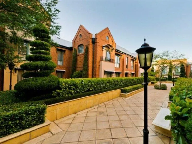 Majestic Old Lion Apartments North Adelaide Australia
