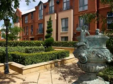 Majestic Old Lion Apartments North Adelaide 4*,  Australia